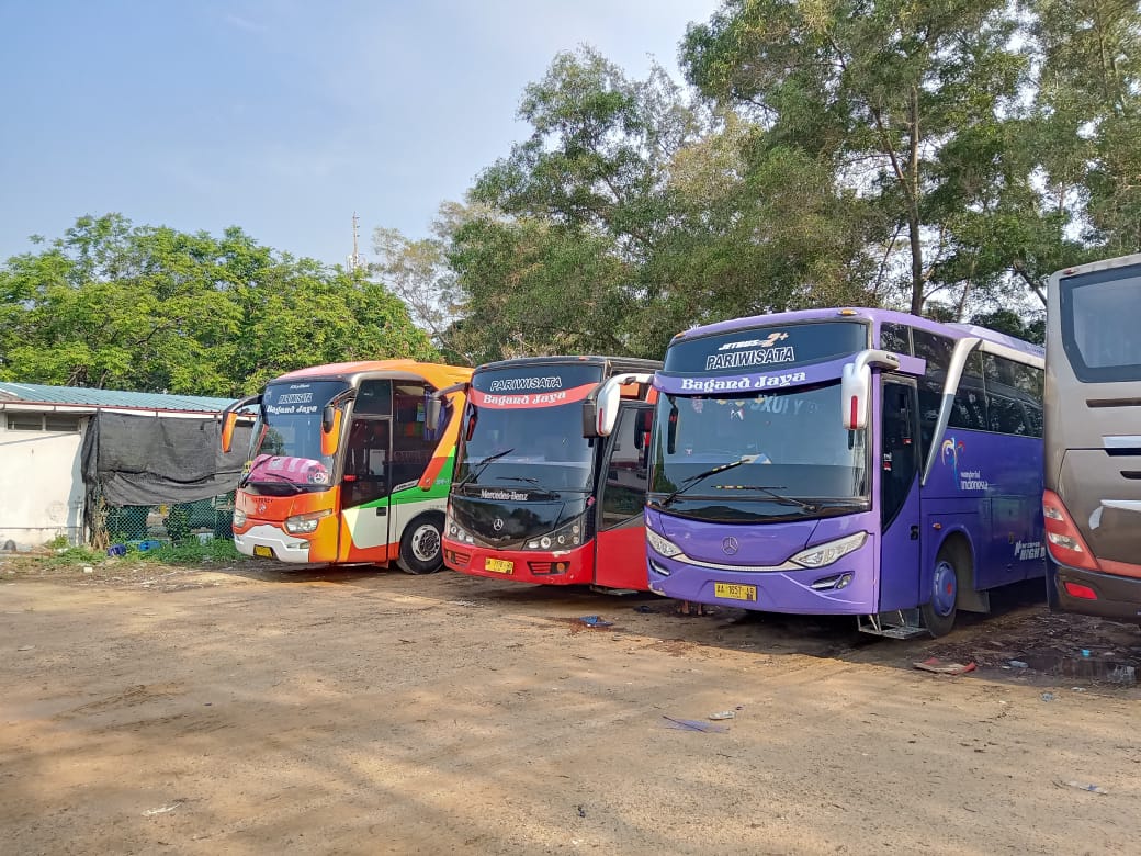 sewa bus pariwisata batam14
